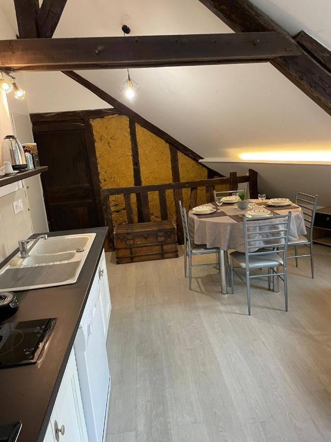 Appartement* Authentique Meuble Sarlat Coeur Ville ภายนอก รูปภาพ
